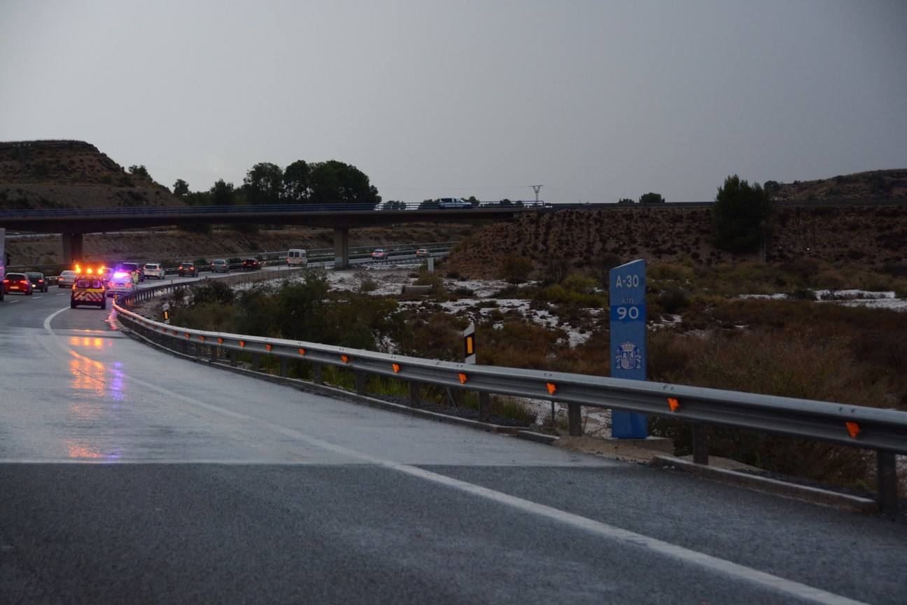 El Ayuntamiento de Cieza ha aprobado solicitar al Consejo de Ministros la declaración de su término Municipal así como del resto de municipios de la Región afectados, como zona afectada gravemente por una emergencia de protección civil.