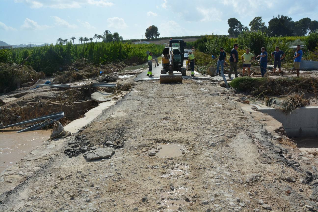 El Ayuntamiento de Cieza ha aprobado solicitar al Consejo de Ministros la declaración de su término Municipal así como del resto de municipios de la Región afectados, como zona afectada gravemente por una emergencia de protección civil.