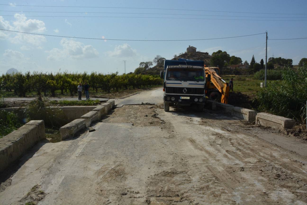 El Ayuntamiento de Cieza ha aprobado solicitar al Consejo de Ministros la declaración de su término Municipal así como del resto de municipios de la Región afectados, como zona afectada gravemente por una emergencia de protección civil.