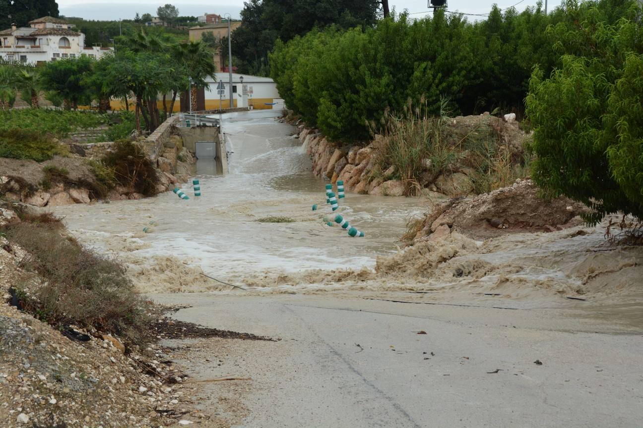 El Ayuntamiento de Cieza ha aprobado solicitar al Consejo de Ministros la declaración de su término Municipal así como del resto de municipios de la Región afectados, como zona afectada gravemente por una emergencia de protección civil.