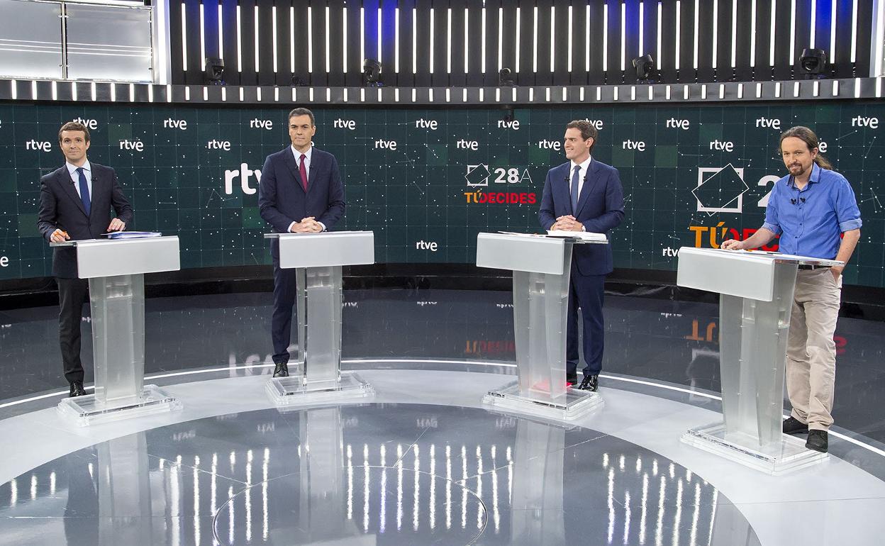 Pablo Casado, Pedro Sánchez, Albert Rivera y Pablo Iglesias en el anterior debate de RTVE. 