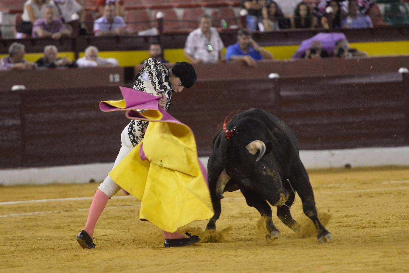 Fotos: Debut y puerta grande para José María trigueros