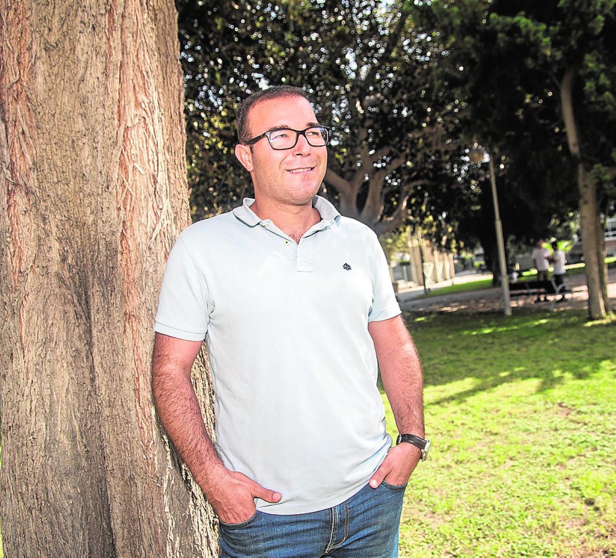 El ingeniero agrónomo José Francisco Maestre en el campus de la UPCT. 