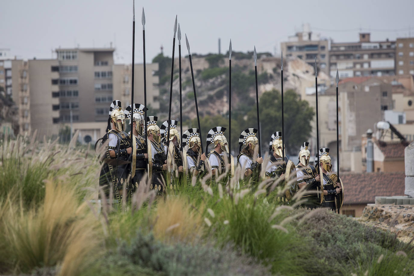 La Ruta Iter Ignis comenzó en Cabo de Palos y reunió a una veintena de relevistas.