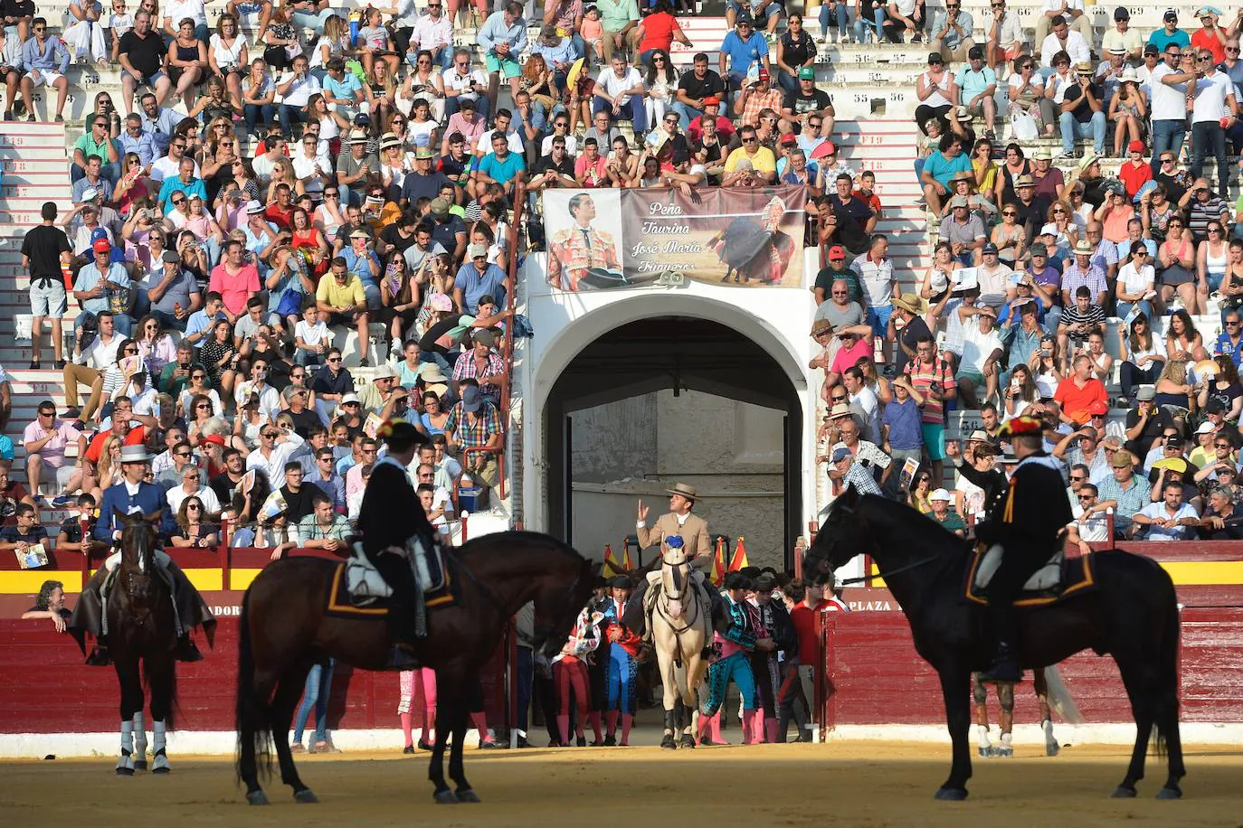 Fotos: Corrida de rejones de la Feria Taurina de Murcia 2019