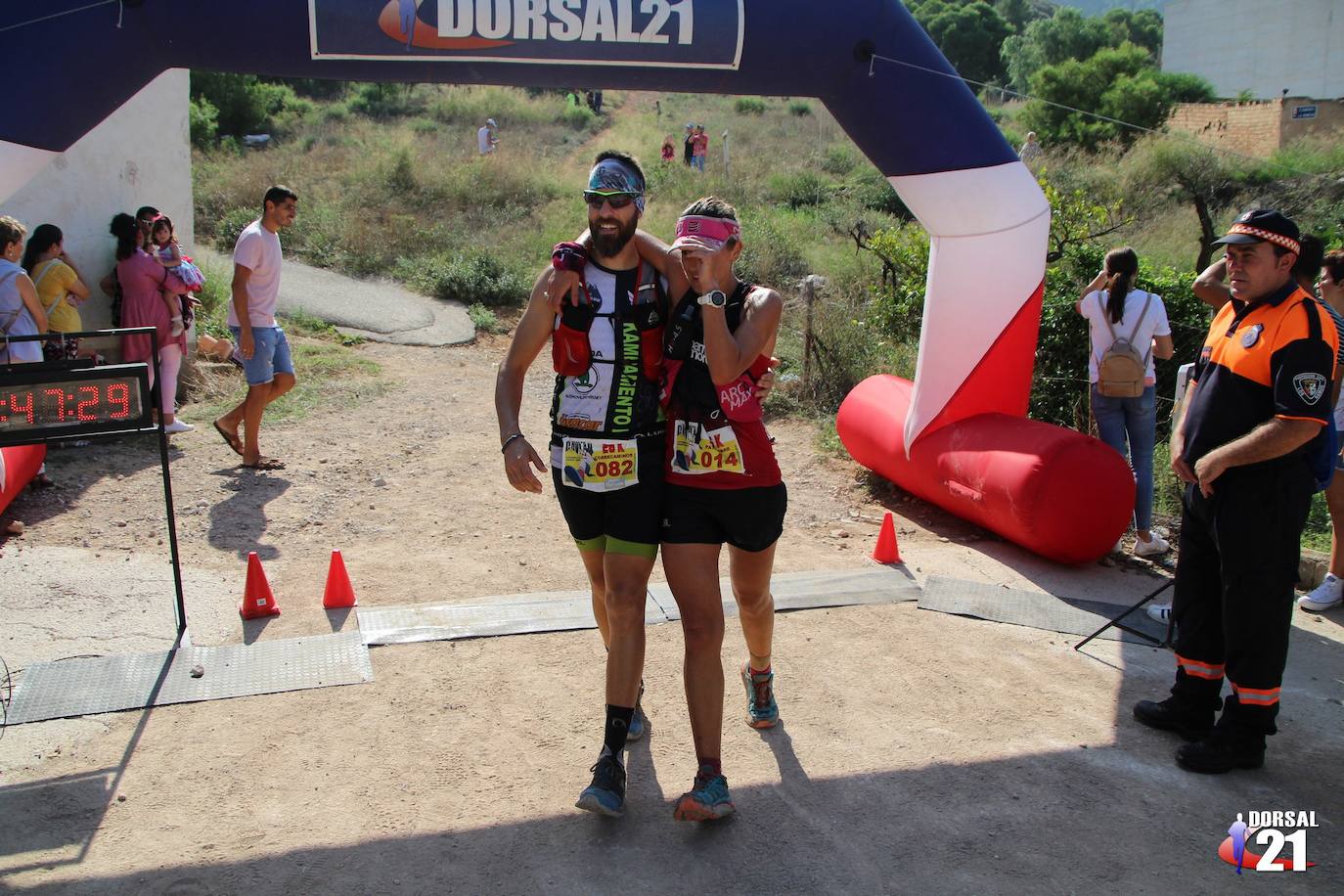 El atleta del Mobel Automenor Running Team Alfonso De Moya se lleva el VI Trail del Gavilán con un tiempo de 2:19:21 en los 22 kilómetros, por los 2:43:57 para su compañera de club Ana Isabel Cánovas