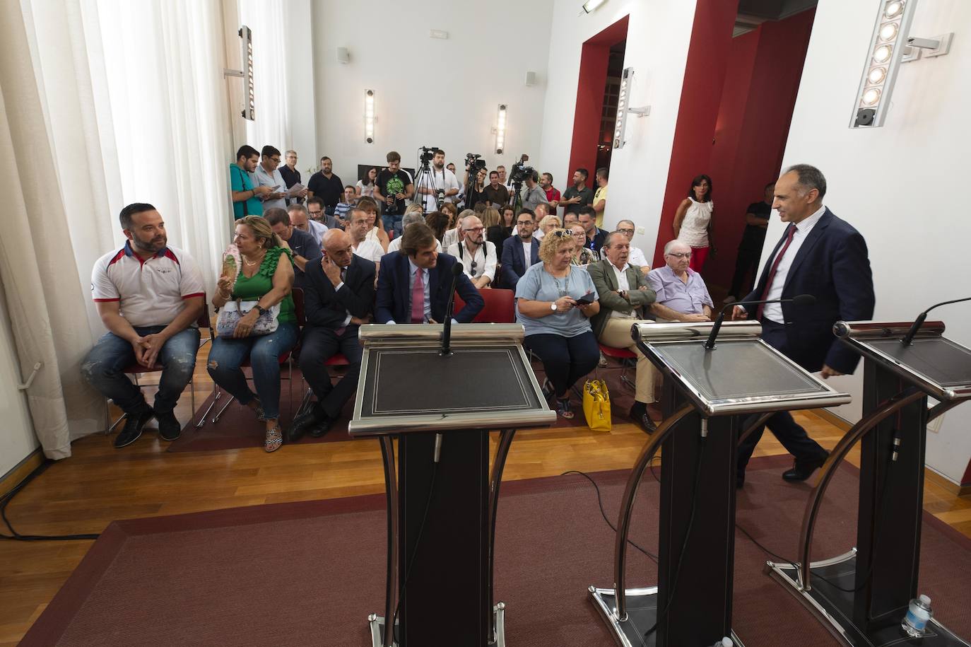 Los tres partidos que lideran el Ayuntamiento de Cartagena presentaron su Programa de Gobierno.