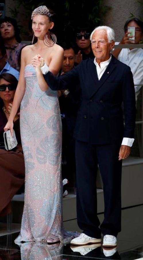 Los diseños Primavera/Verano 2020 de Giorgio Armani desfilan en la Milán Fashion Week