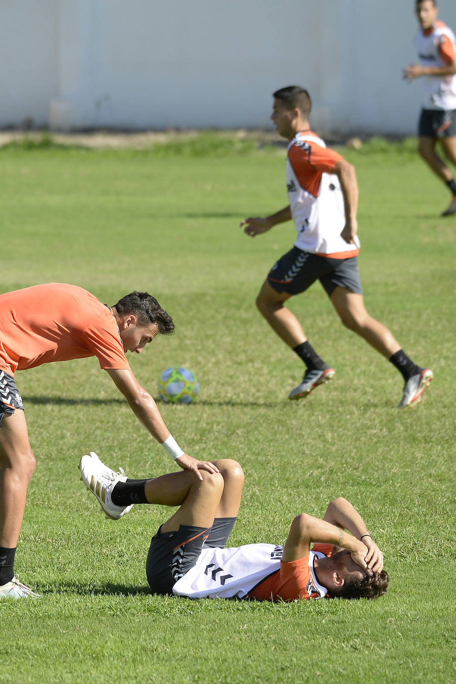 Fotos: El Real Murcia entrena en Cobatillas