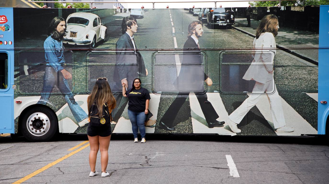 Distintos actos conmemorativos festejan la celebración de los 50 años del «Abbey Road» de The Beatles en lugares tan dispares como Cuba o Hollywood. Cuando «Abbey Road» se publicó el 26 de septiembre de 1969, nadie dijo que aquel iba a ser el último disco de los Beatles, pero ellos lo grabaron como si nunca más fueran a trabajar juntos. Incluso colocaron un tema llamado «The end» como cierre del álbum.