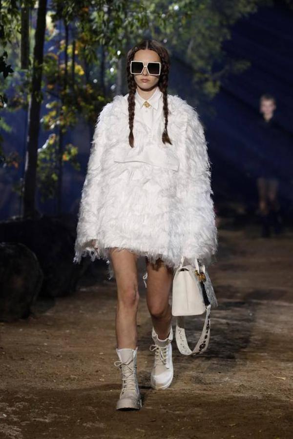 Dior inaugura la pasarela de la París Fashion Week con los diseños de Maria Grazia Chiuri de Primavera/Verano 2020