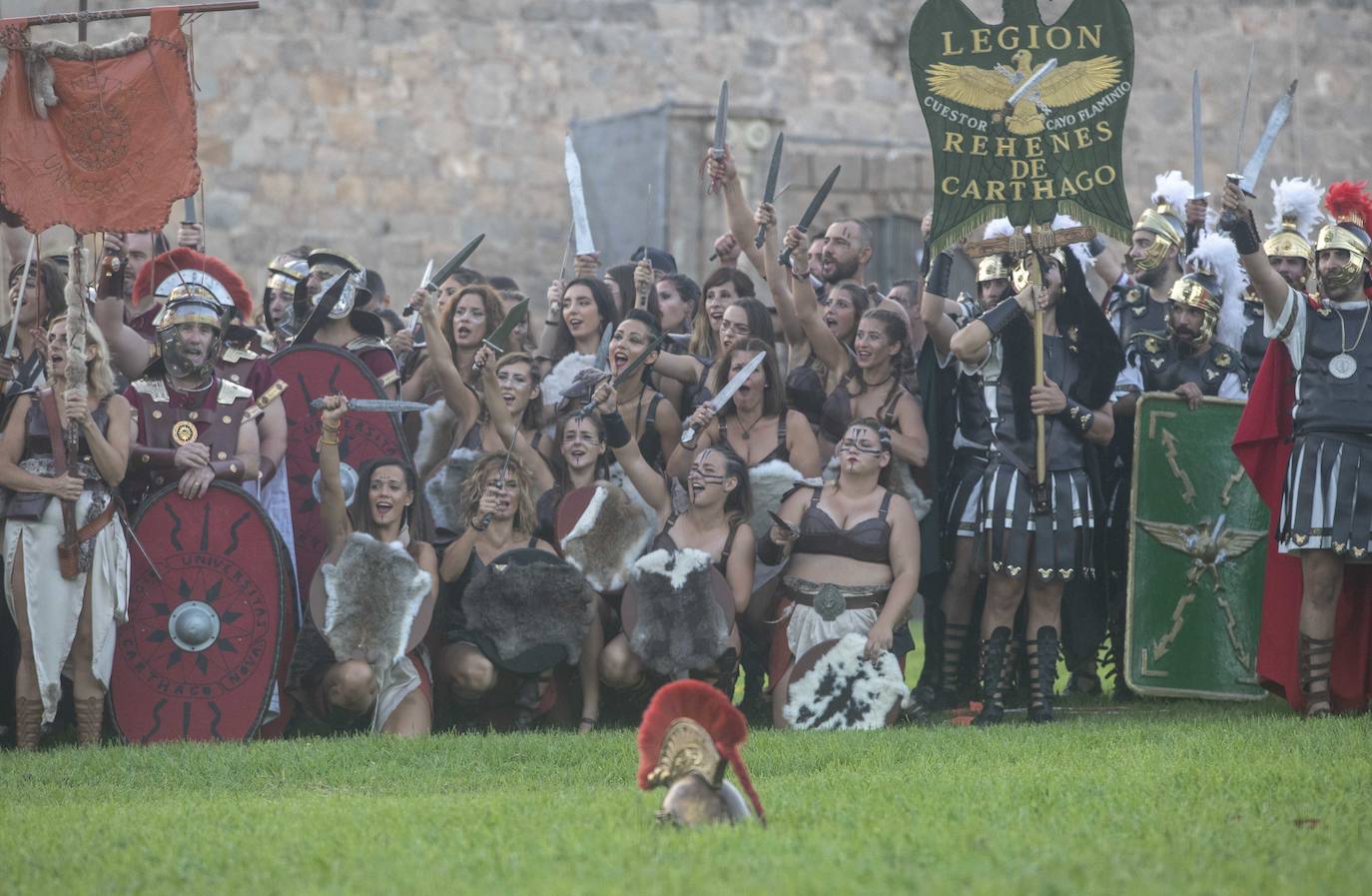 La Batalla entre carthagineses y romanos deleita a más de 5.000 personas, con una puesta en escena con más luchas cuerpo a cuerpo