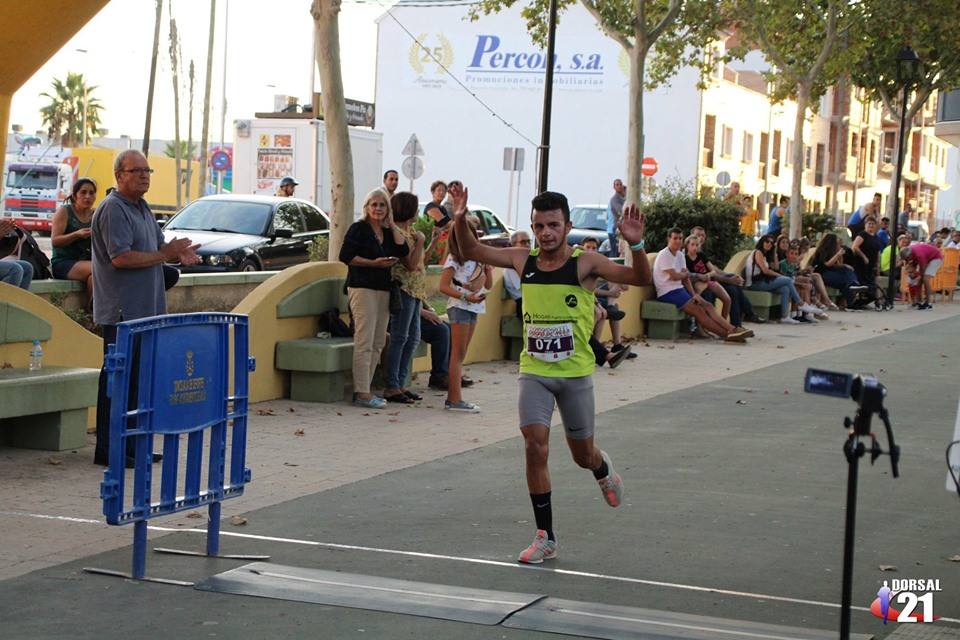 El atleta del C.A. Nogalte–Hogar Puerto Lumbreras completa la prueba con un tiempo de 15:47 minutos, por los 17:50 para la corredora del Juventud Atlética Elche