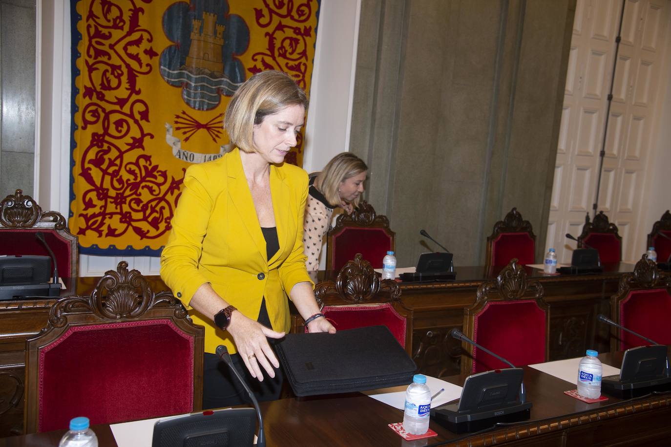 La Junta de Gobierno local ordinaria zanja la polémica por la asistencia de Ana Belén Castejón a una fiesta de cumpleaños en plena alerta amarilla por lluvias