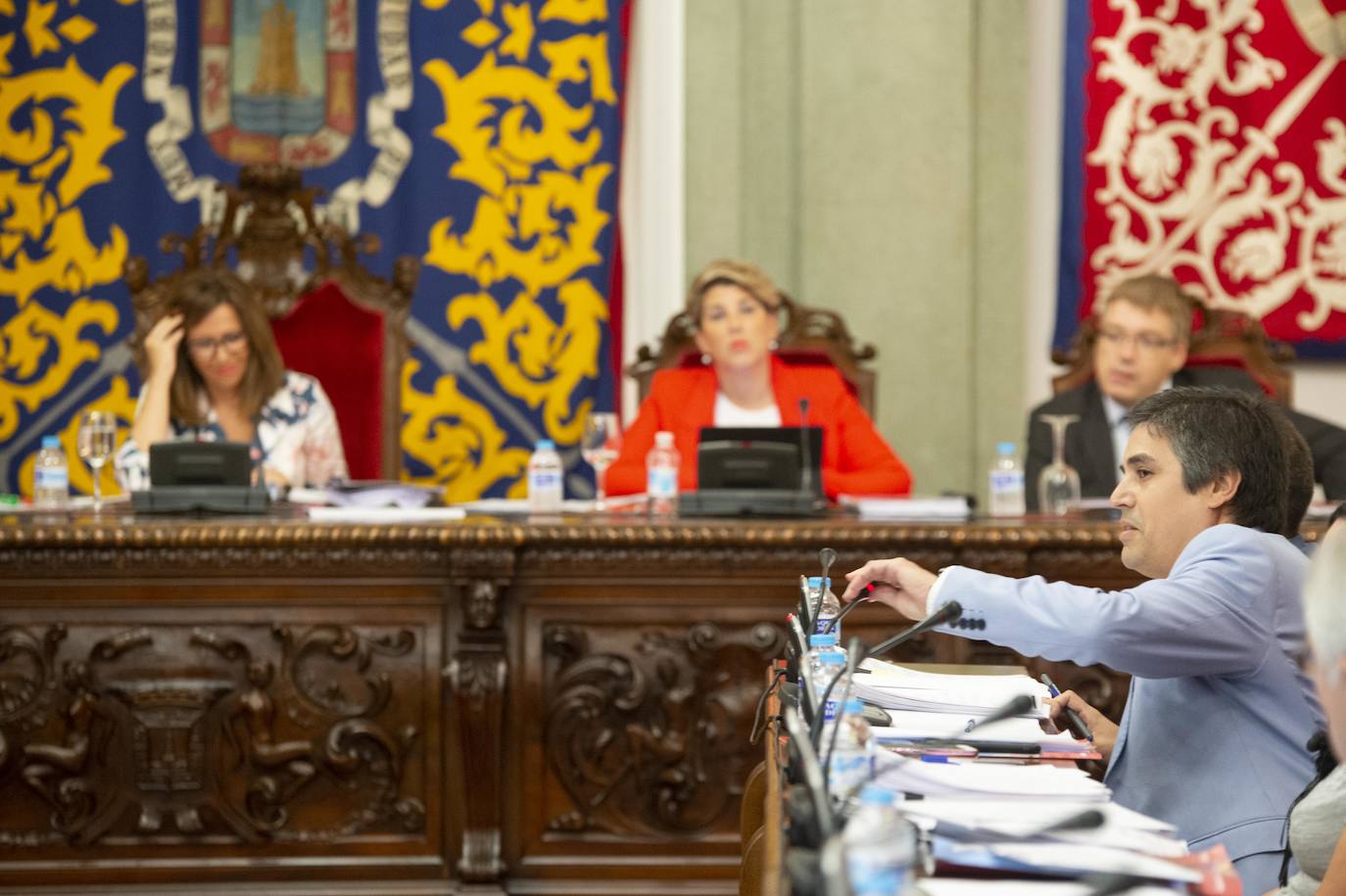 La Junta de Gobierno local ordinaria zanja la polémica por la asistencia de Ana Belén Castejón a una fiesta de cumpleaños en plena alerta amarilla por lluvias