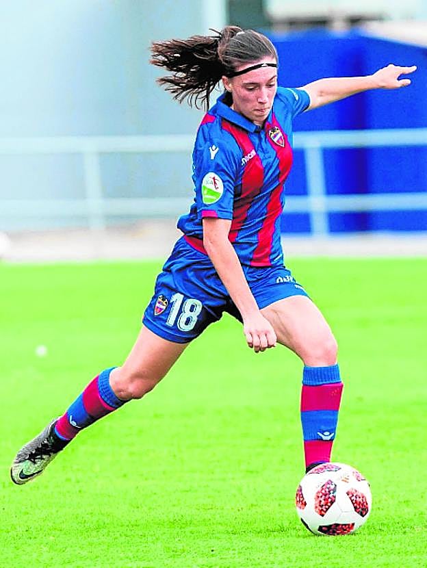 Eva Navarro, en un partido con el Levante. 
