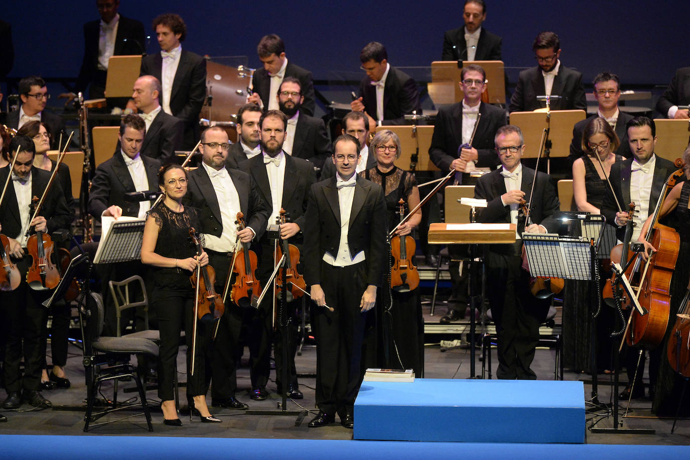 'La Verdad' otorga los premios 'Los Mejores' a la Academia General del Aire, Carmen Gil, Carlos Moreno y los festivales de teatro de San Javier y Molina de Segura por su dedicación y compromiso.
