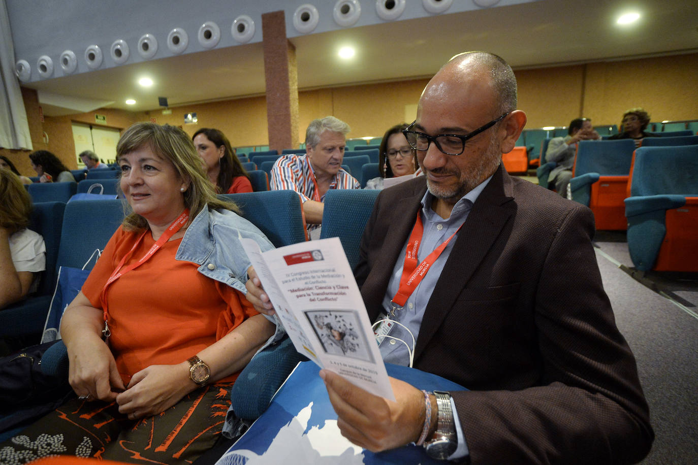 Expertos internacionales abogan por esa vía para aliviar la saturación de los juzgados y ofrecer una alternativa con menor coste emocional a los ciudadanos durante este congreso celebrado en la UMU.