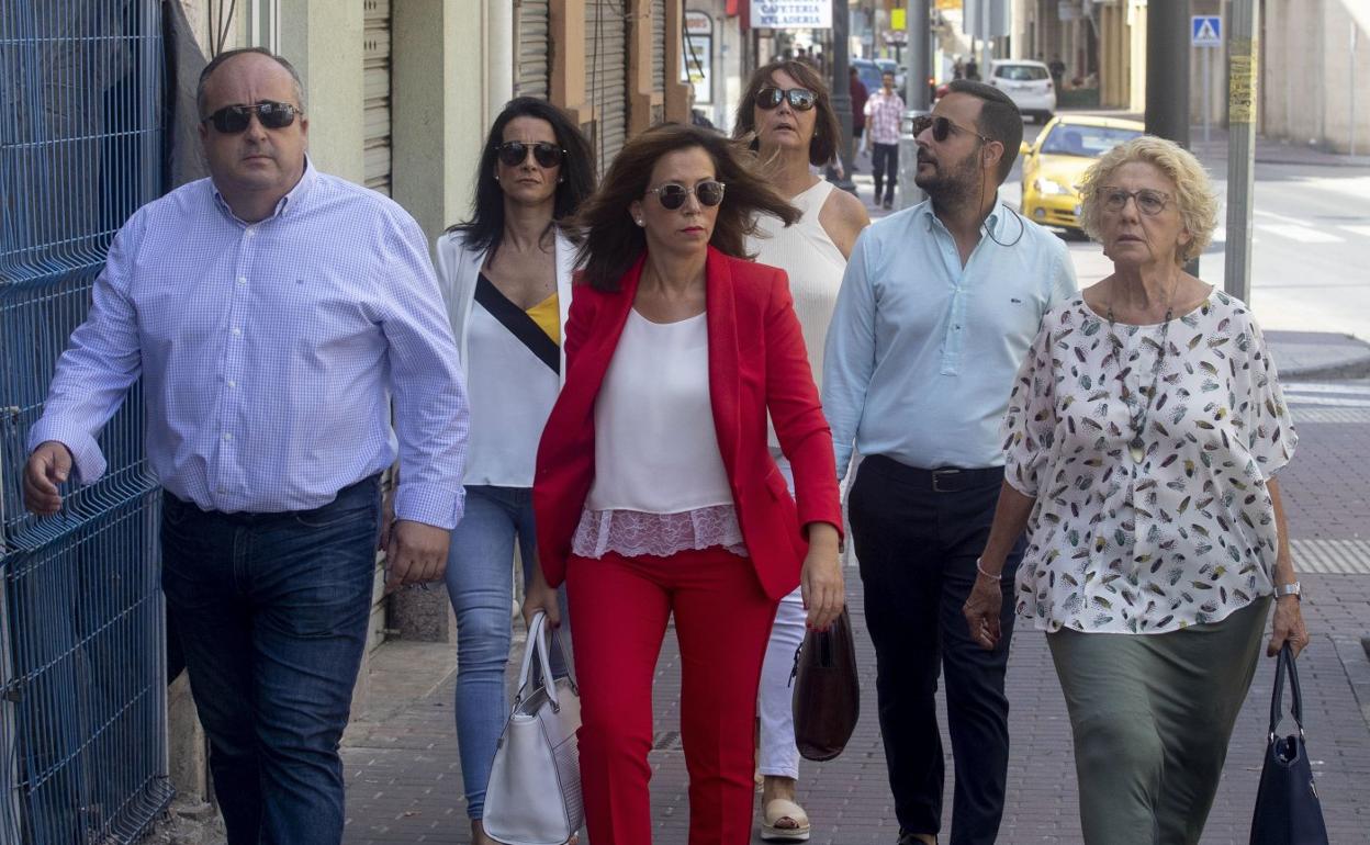 Castejón y sus ediles, en una imagen de agosto. 