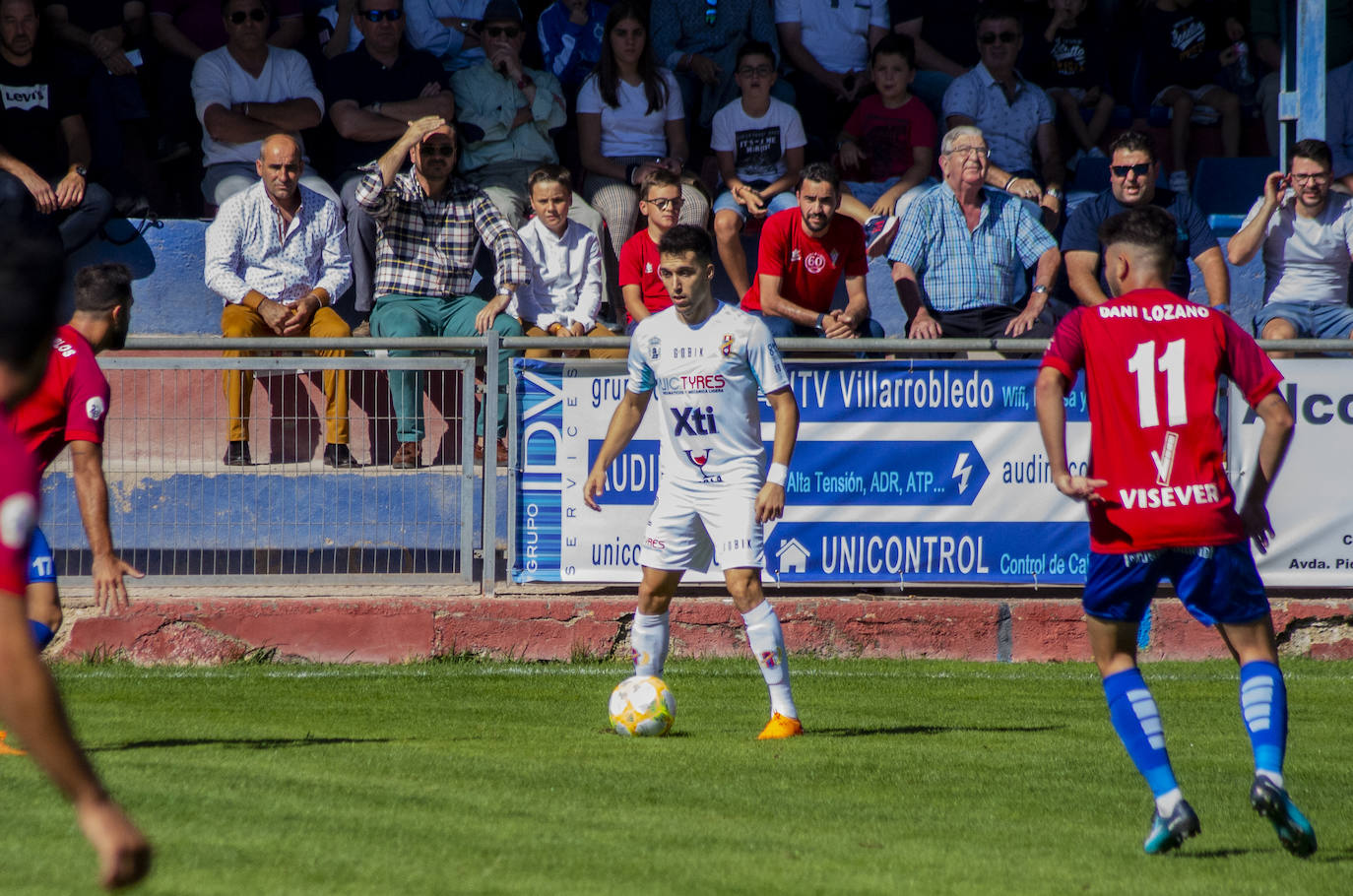 El Yeclano realiza un mal partido en Villarrobledo, pero empata y sigue en la zona tranquila