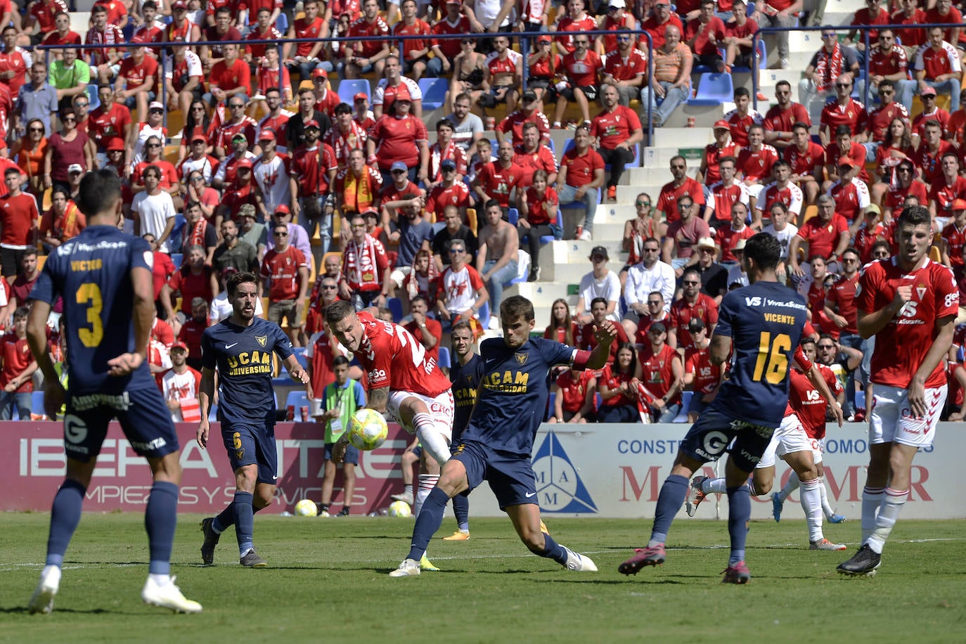 El Murcia fue el vencedor moral de un encuentro en el que el UCAM no dio la talla y en el que ambos equipos apenas generaron ocasiones de gol