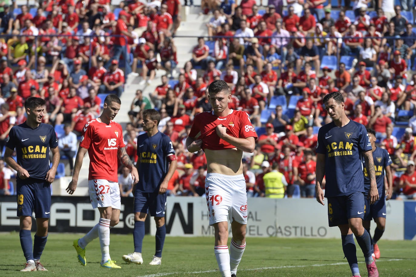 El Murcia fue el vencedor moral de un encuentro en el que el UCAM no dio la talla y en el que ambos equipos apenas generaron ocasiones de gol