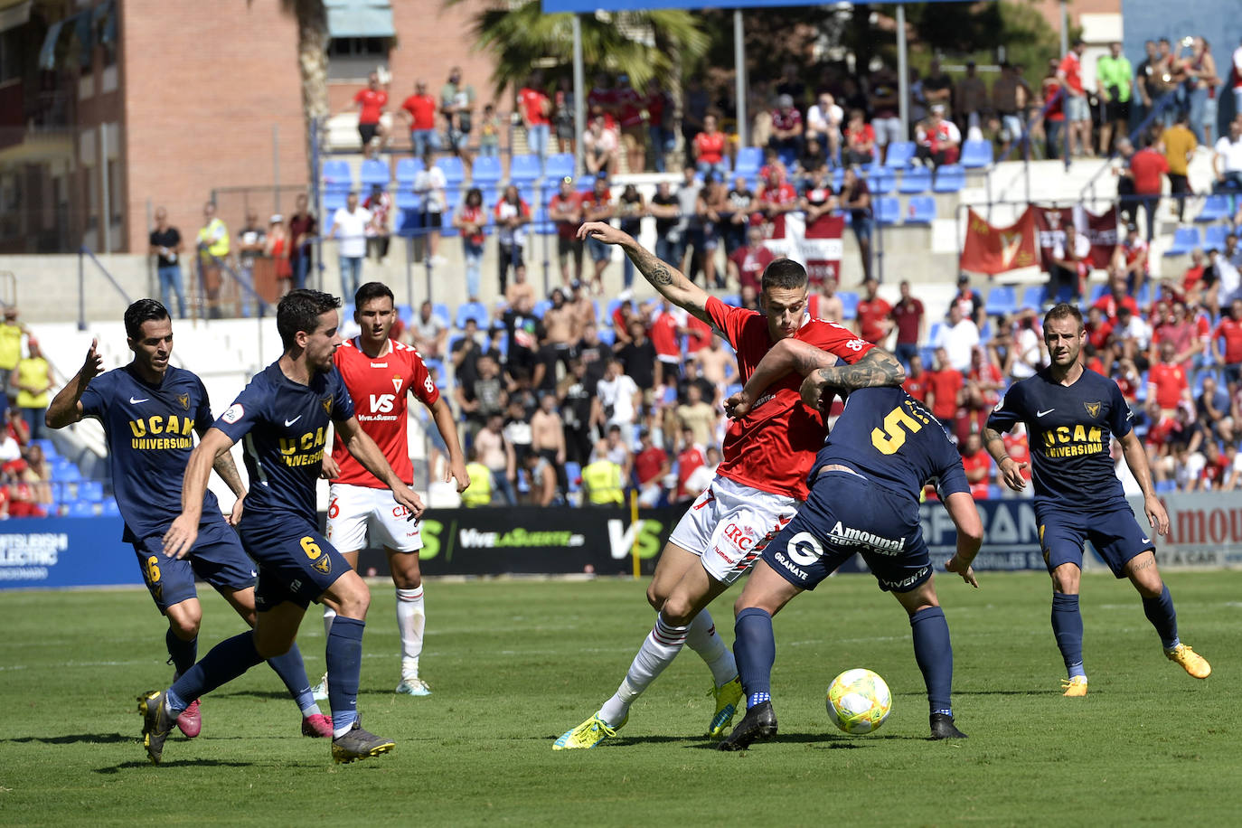 El Murcia fue el vencedor moral de un encuentro en el que el UCAM no dio la talla y en el que ambos equipos apenas generaron ocasiones de gol