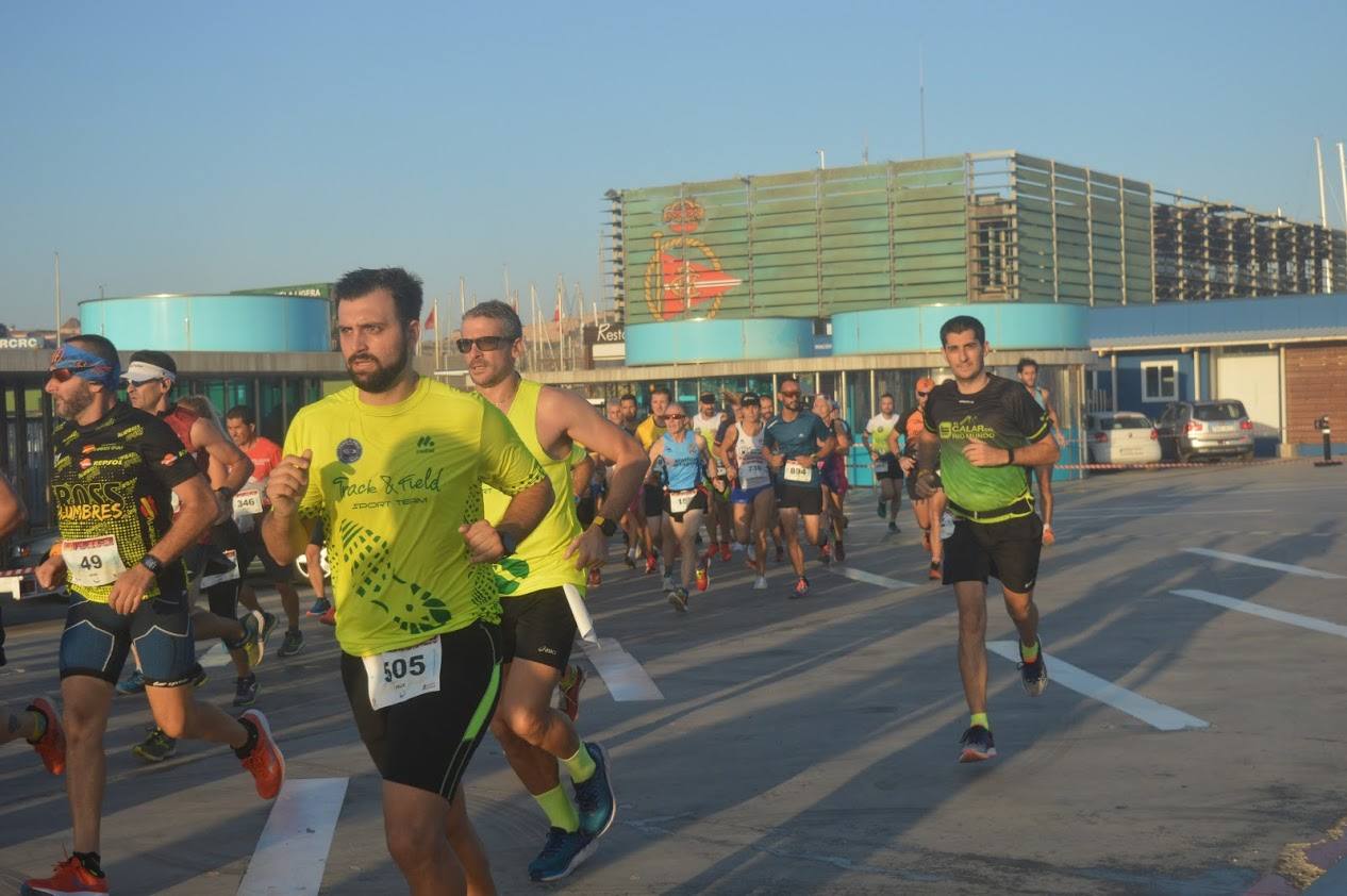 El atleta del Mandarache consigue el triunfo con un tiempo de 33:02 minutos en los 10 kilómetros, por los 38:16 para la corredora de la Juventud Atlética Elche