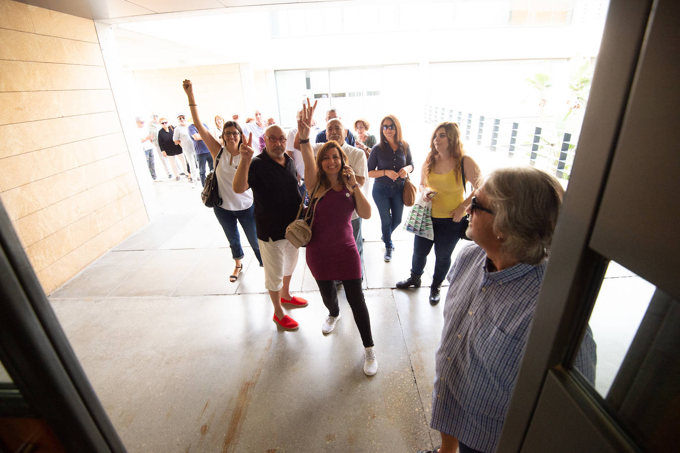 El líder de Unidas Podemos comprueba en Murcia el músculo de su formación en un acto en que no hubo mención a la marcha de Urralburu