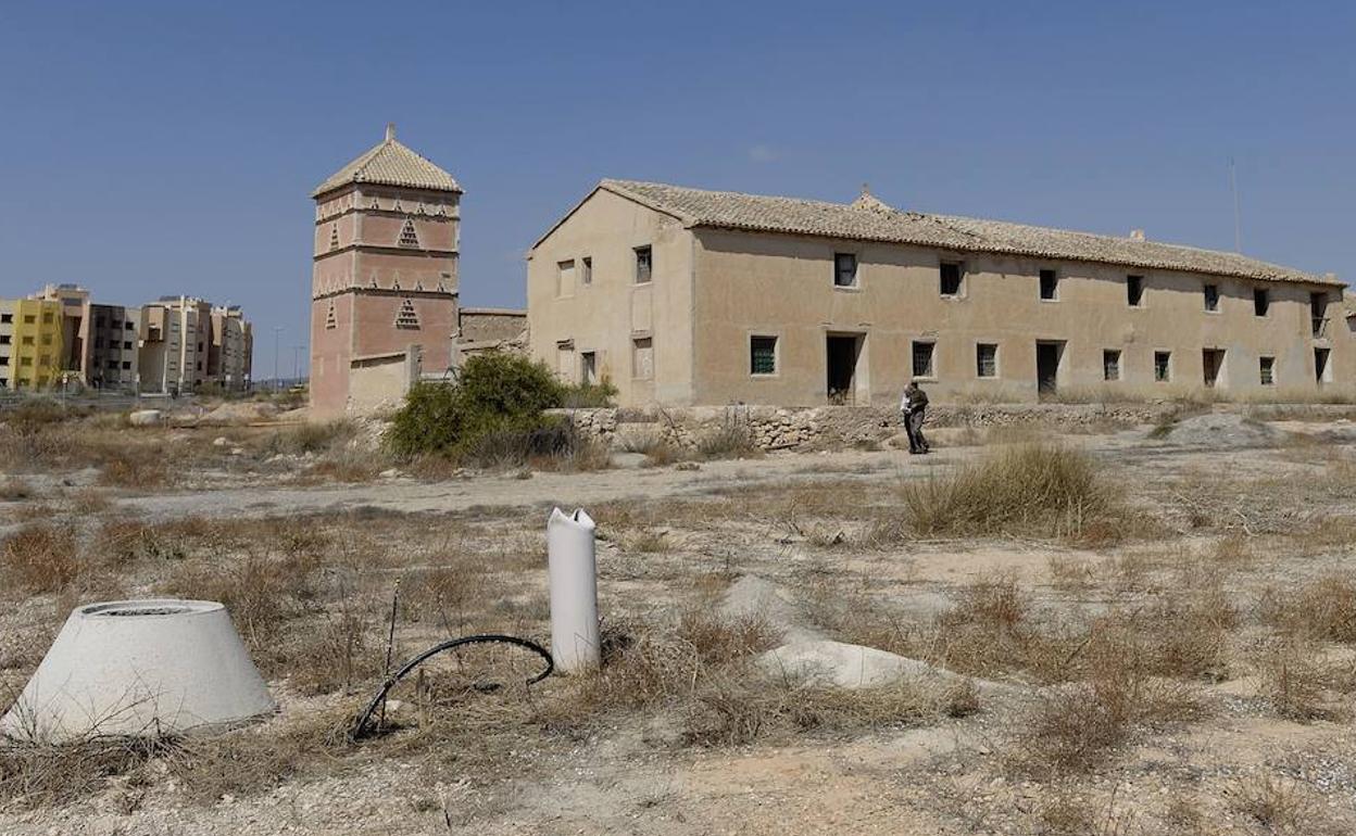 Un edificio localizado en la pedanía de Gea y Truyols.
