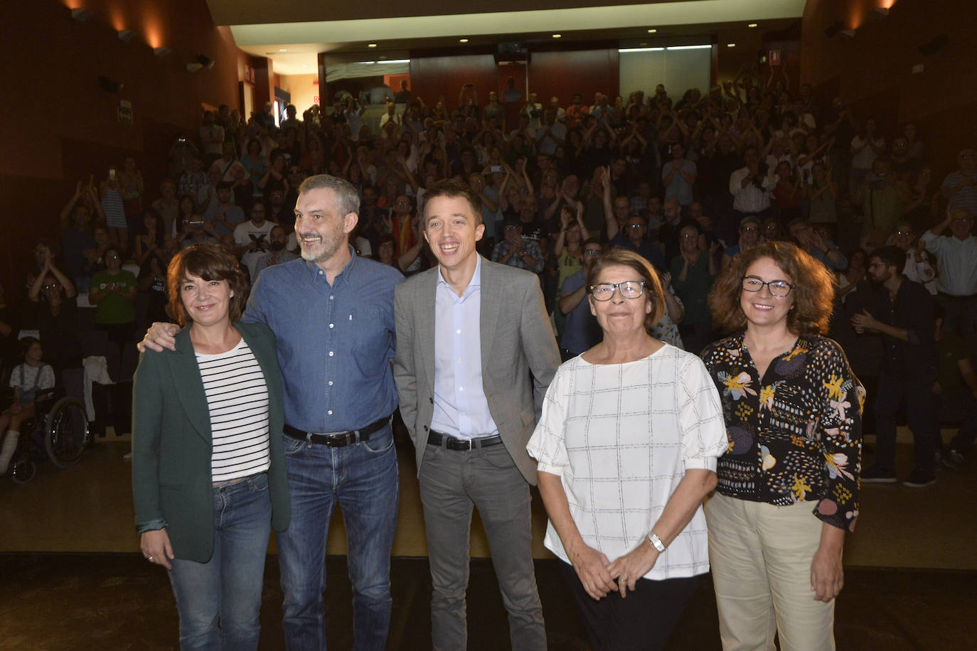 El candidato de Más País hizo estas declaraciones en su visita a la capital de la Región antes de acudir también a comprobar el estado de la laguna