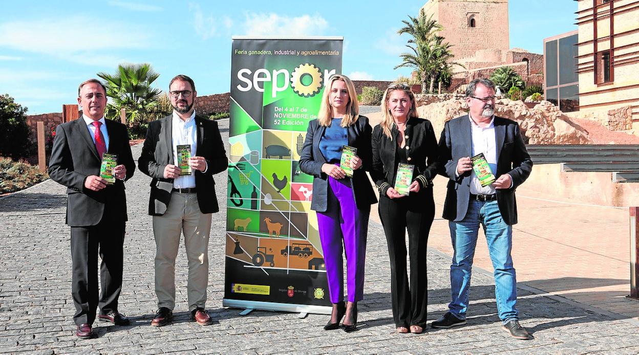 Presentación de Sepor en el Parador Castillo de Lorca, ayer. 
