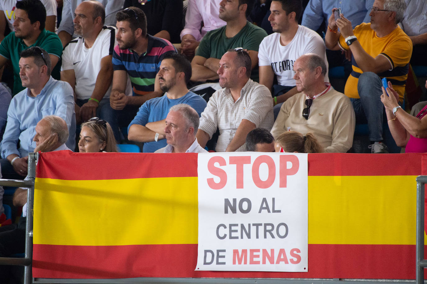 Santiago Abascal carga contra los centros de menores extranjeros no acompañados porque «destruyen la tranquilidad y la convivencia en los barrios»