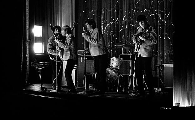 Imagen. Los Rolling Stones, sobre el escenario.