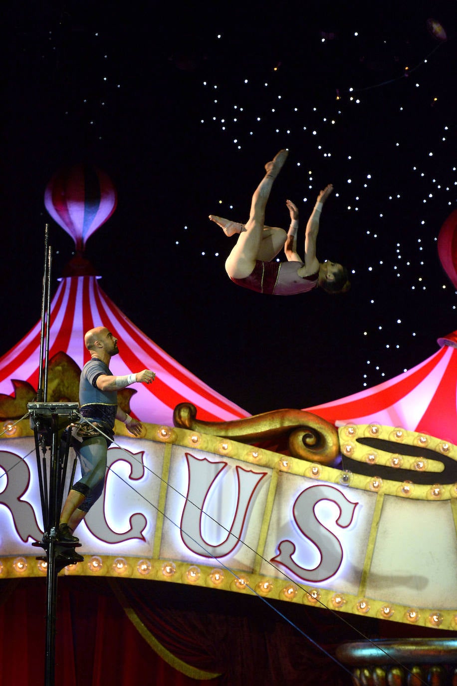 El Teatro Romea acoge este jueves la primera función del espectáculo de Emilio Aragón, con el que rinde homenaje al circo en su 250 aniversario, que se quedará en Murcia hasta el domingo