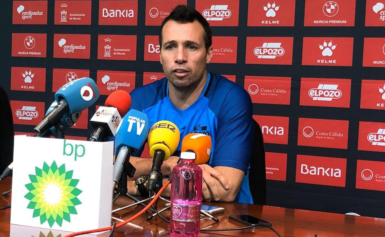 Diego Giustozzi, entrenador de ElPozo Murcia, en la rueda de prensa de este jueves.