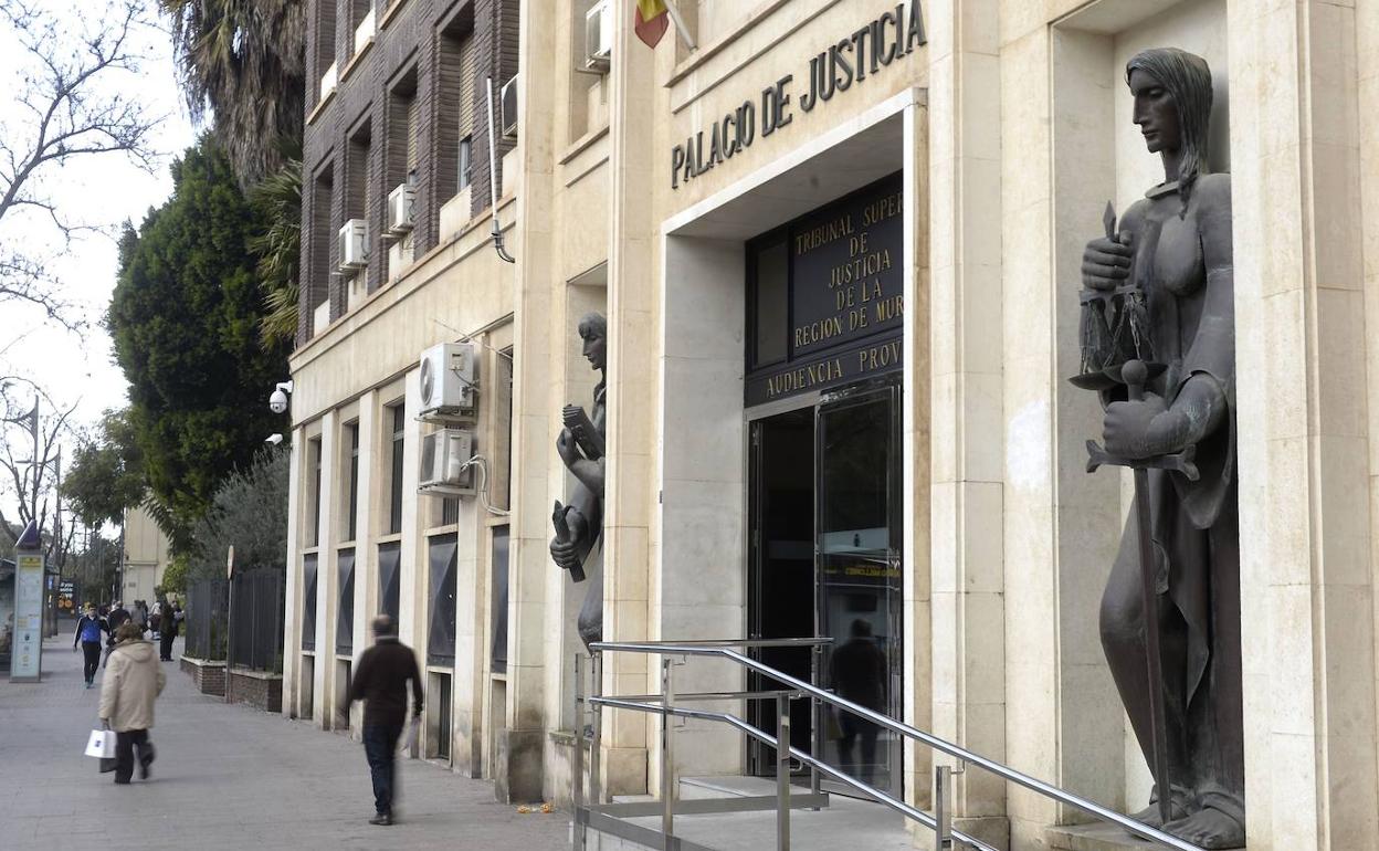 El Palacio de Justicia de Murcia, sede de la Audiencia Provincial, en una foto de archivo.