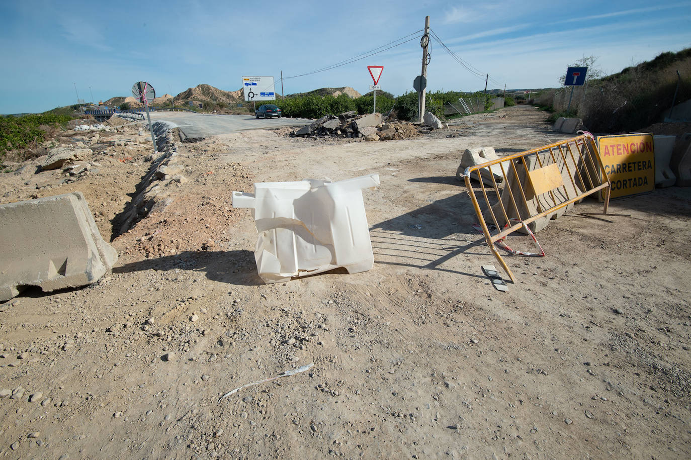 La 'autovía del bancal' (Zeneta-San Javier) tiene su acceso cortado desde hace más de dos meses en la parte de Murcia como consecuencia de los destrozos que causó la DANA.