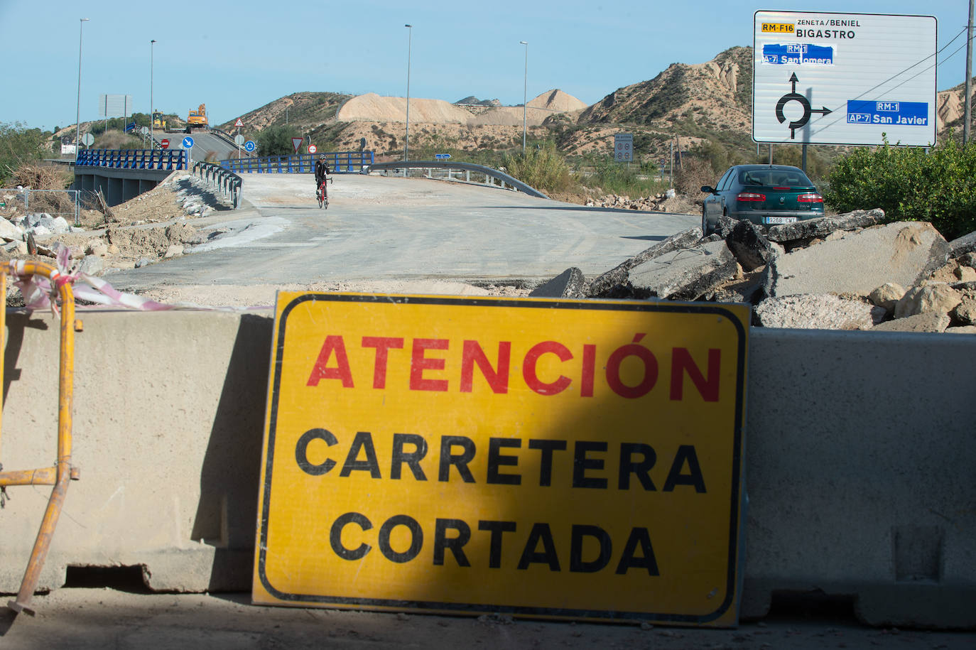 La 'autovía del bancal' (Zeneta-San Javier) tiene su acceso cortado desde hace más de dos meses en la parte de Murcia como consecuencia de los destrozos que causó la DANA.