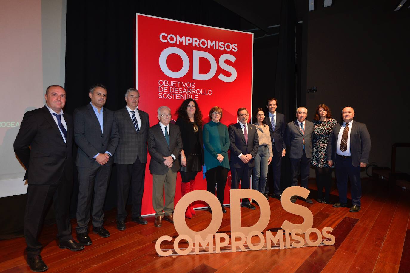 Expertos y directivos destacan en un foro de LA VERDAD las iniciativas puestas en marcha para a cumplir los 17 objetivos que marca la ONU antes de 2030.