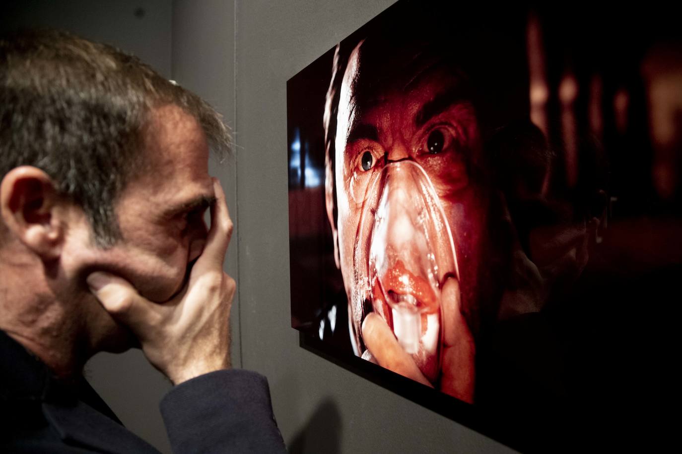 El Festival Internacional de Cine de Cartagena (FICC) inauguró, con motivo de su 48 edición, la exposición 'Psychogenic Fugue', un trabajo del estadounidense Sandro Miller que une a los actores y directores John Malkovich y David Lynch.