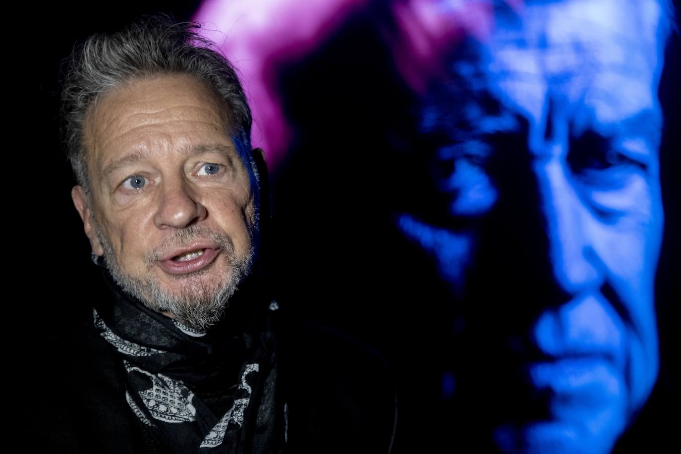 El Festival Internacional de Cine de Cartagena (FICC) inauguró, con motivo de su 48 edición, la exposición 'Psychogenic Fugue', un trabajo del estadounidense Sandro Miller que une a los actores y directores John Malkovich y David Lynch.