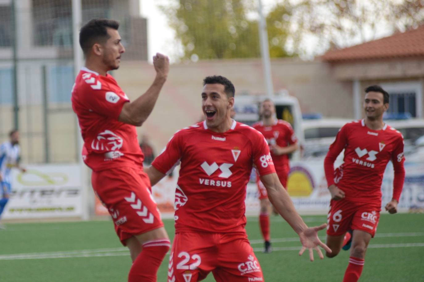 Julio Algar fue expulsado tras una jugada dudosa, pero los granas dieron demasiadas facilidades en defensa a su rival, que ganó su primer partido en casa esta temporada