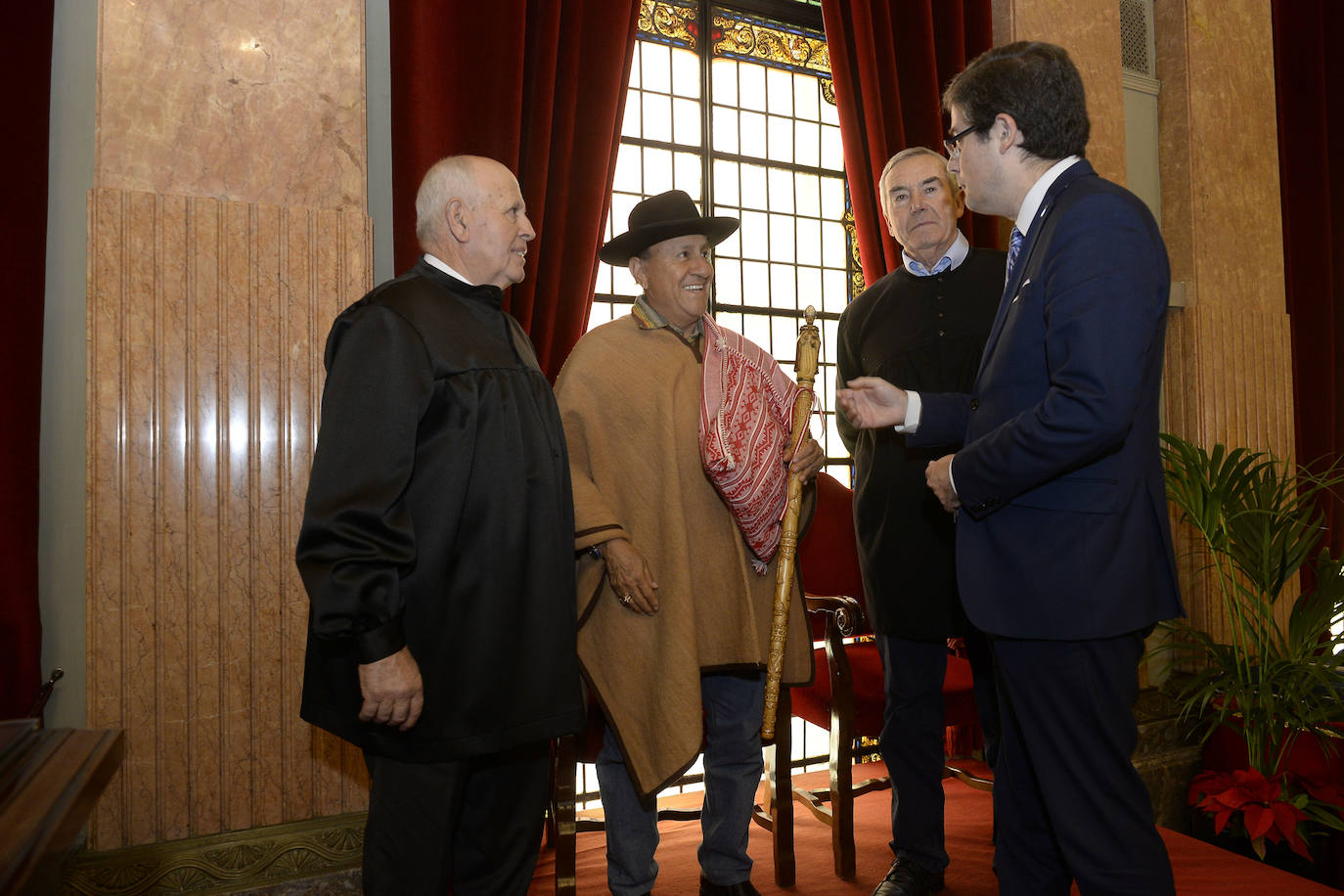 El Consejo de Hombres Buenos celebró ayer en el Salón de Plenos del Ayuntamiento de Murcia una sesión ordinaria.