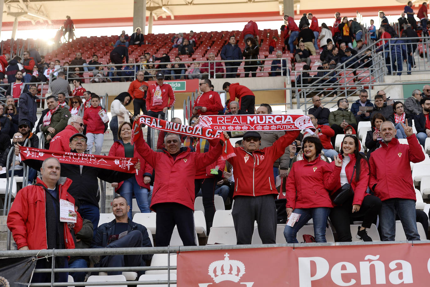 El equipo de Sandroni tira de oficio para llevarse los tres puntos del Enrique Roca, en un duelo en el que los granas no tuvieron ni fútbol ni acierto