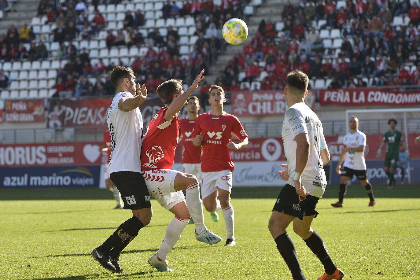 El equipo de Sandroni tira de oficio para llevarse los tres puntos del Enrique Roca, en un duelo en el que los granas no tuvieron ni fútbol ni acierto