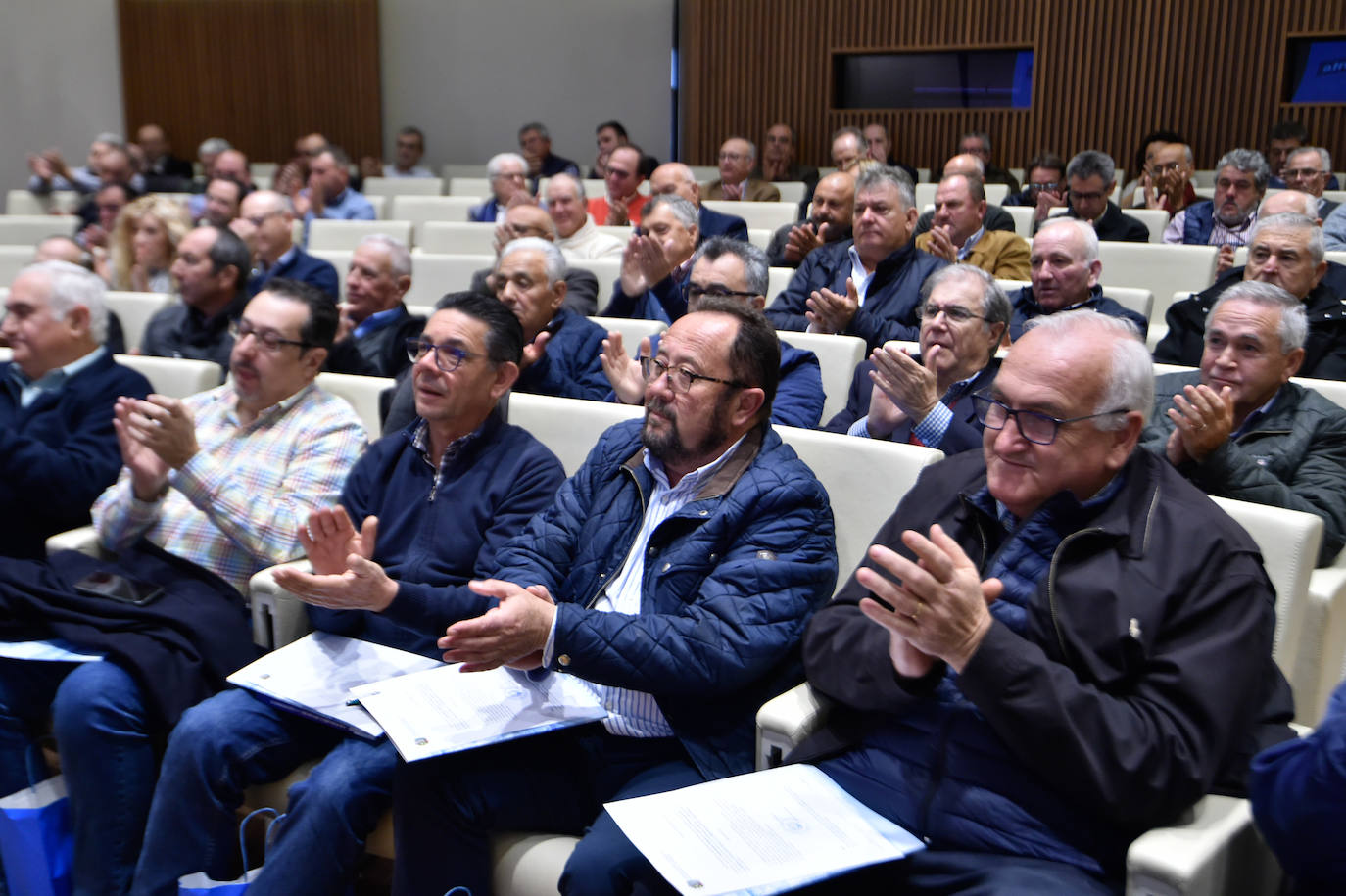 El presidente del Scrats, Lucas Jiménez, critica «cierta prepotencia» que les llega desde Madrid a su preocupación