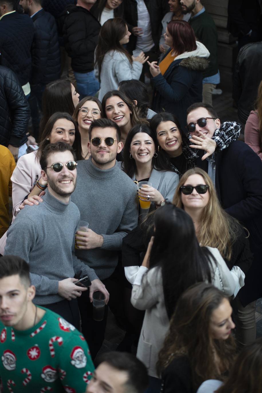 Miles de personas tomaron las calles este martes desde la hora de comer para celebrar la Nochebuena junto a familiares y amigos