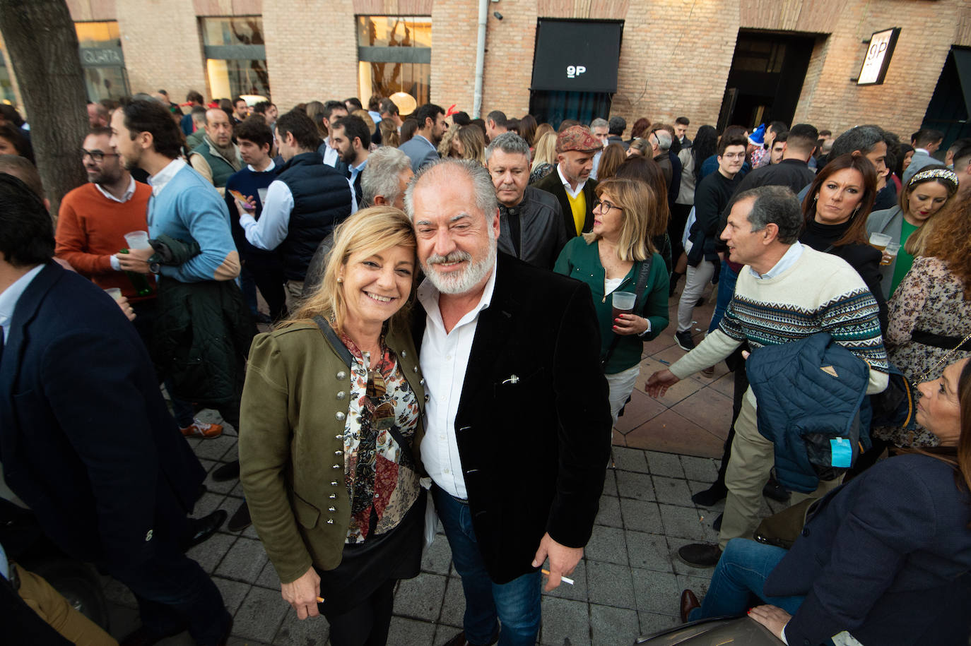 Miles de personas tomaron las calles este martes desde la hora de comer para celebrar la Nochebuena junto a familiares y amigos