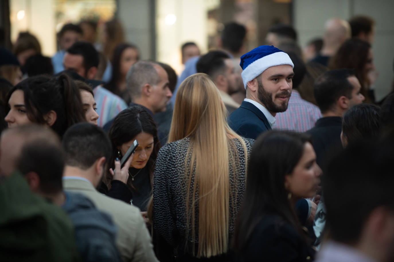 Miles de personas tomaron las calles este martes desde la hora de comer para celebrar la Nochebuena junto a familiares y amigos